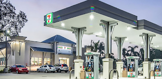 7-Eleven with Gas Station